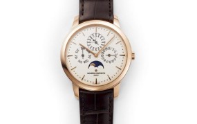 Patek Philippe Geneve手表与Vacheron Constantin哪个更受欢迎？